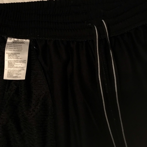 Med Adidas Athletic Pants - Picture 4 of 5